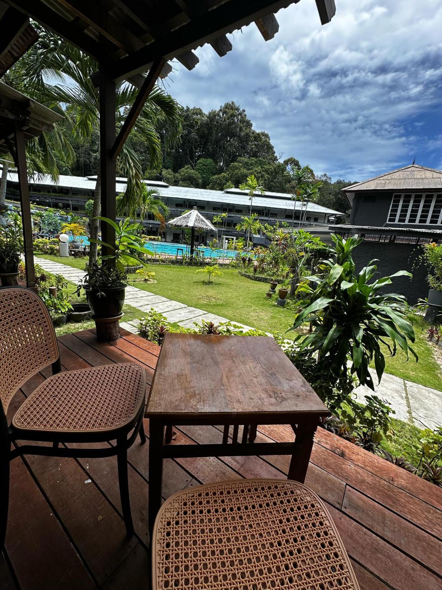 Beach Resort - Arwana Perhentian Besar Kampung Kuala Besut Exterior foto