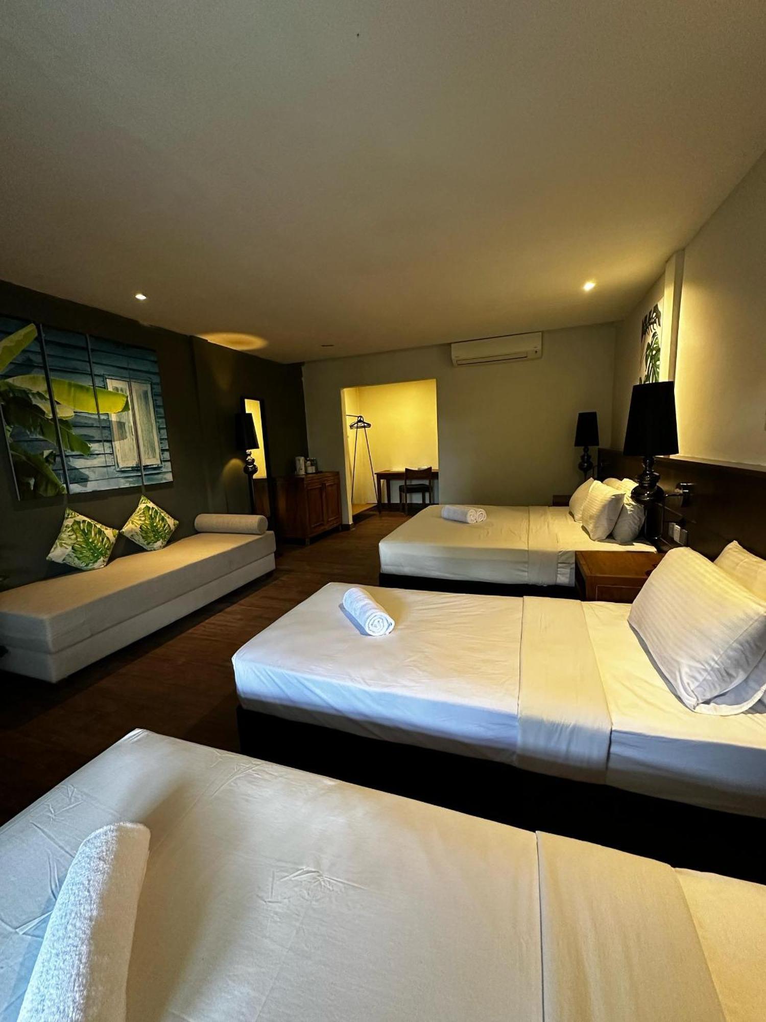 Beach Resort - Arwana Perhentian Besar Kampung Kuala Besut Exterior foto