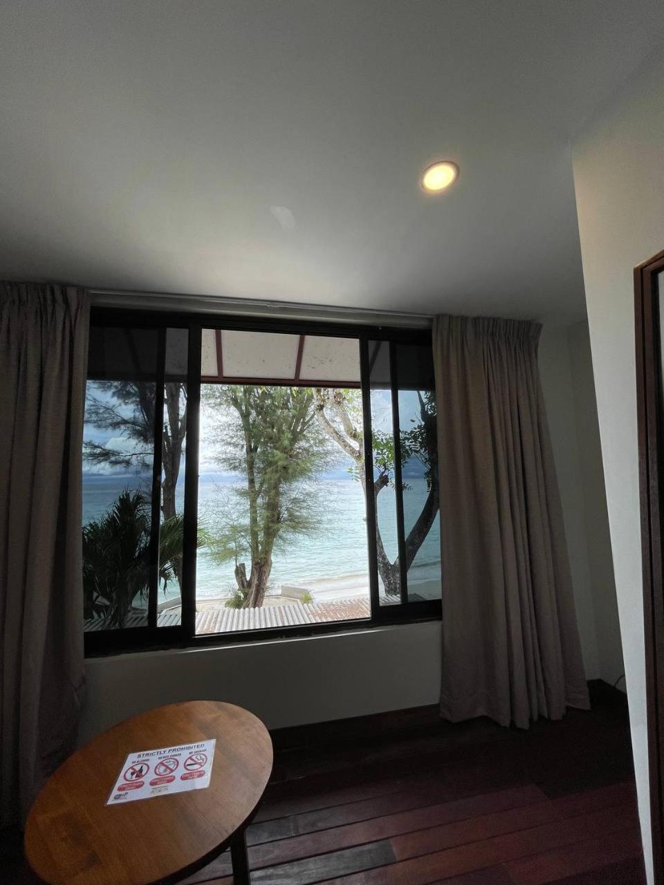 Beach Resort - Arwana Perhentian Besar Kampung Kuala Besut Exterior foto